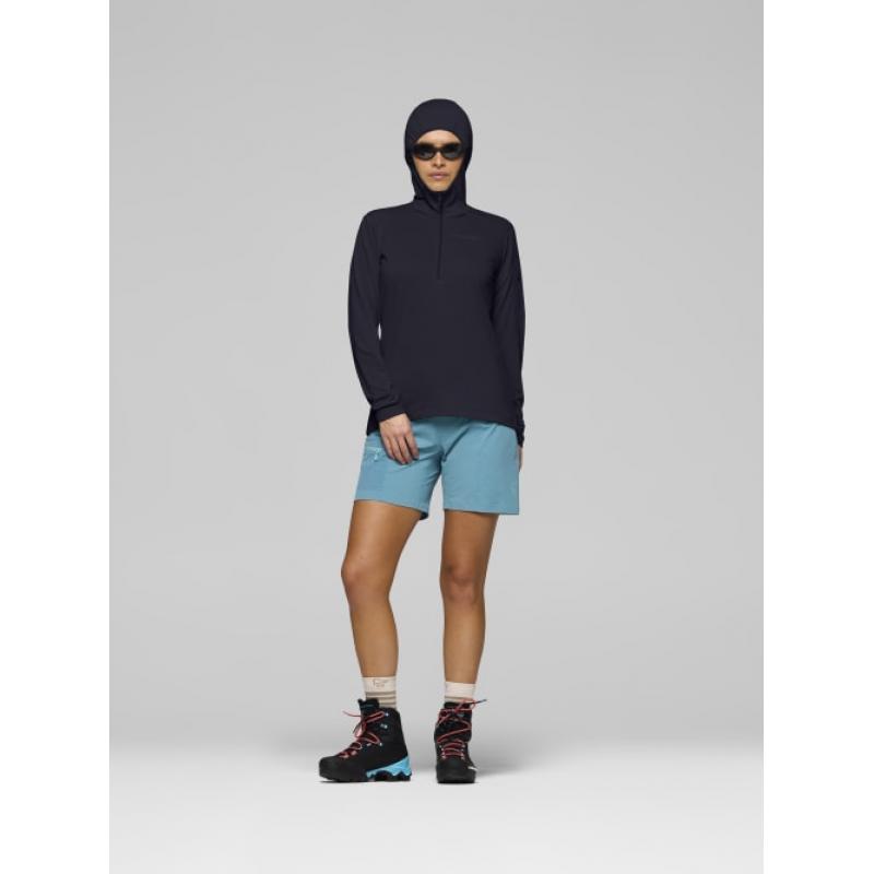 Norrøna falketind warm1 Hood W’s Caviar Black - Image 2
